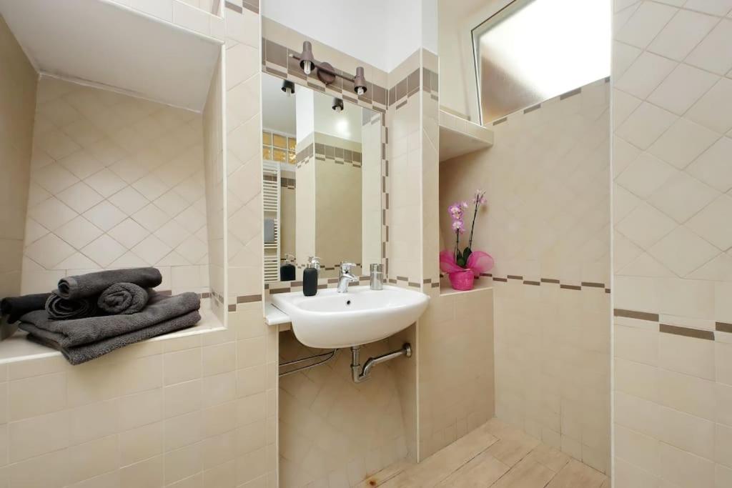 Vatican Flat Spacious Cozy With Court Roma Ngoại thất bức ảnh